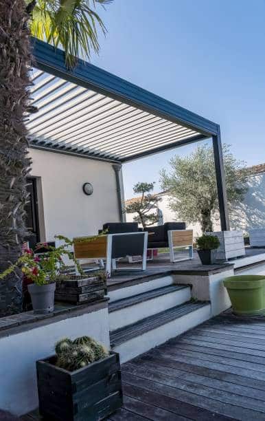 construction pergola jardin terrasse